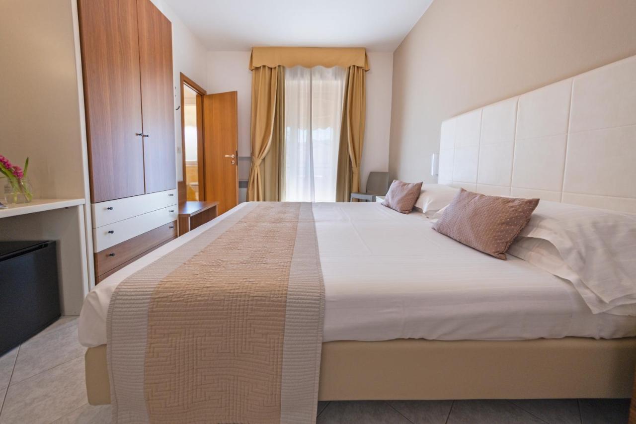 Hotel Al Sole Bardolino Eksteriør billede