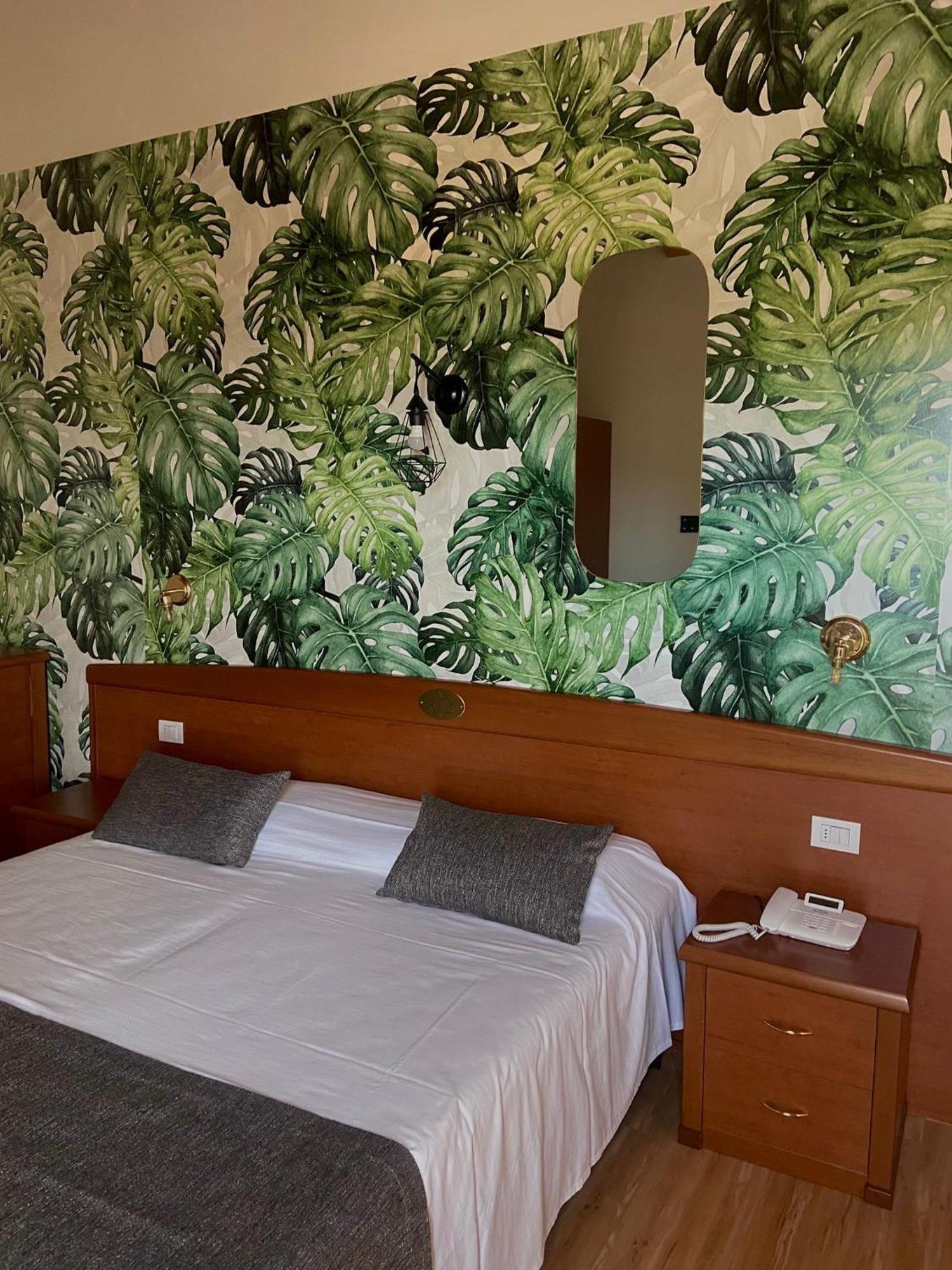 Hotel Al Sole Bardolino Eksteriør billede