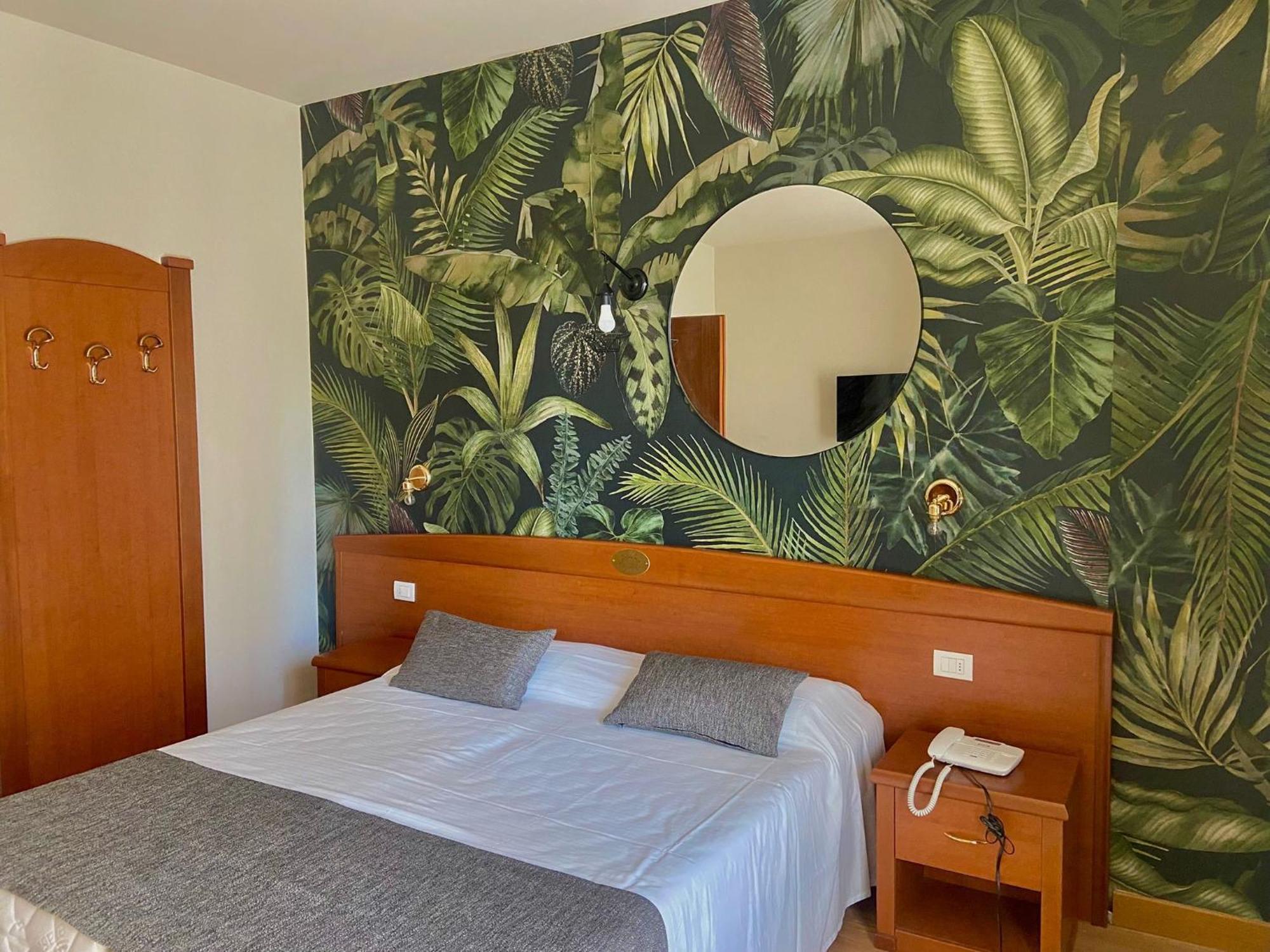 Hotel Al Sole Bardolino Eksteriør billede